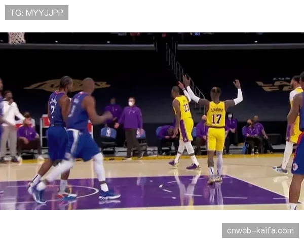 消息:WNBA宣布2026赛季将试行挑战裁判回放的“教练挑战”新规 消息:WNBA宣布2026赛季将试行挑战裁判回放的“教练挑战”新规